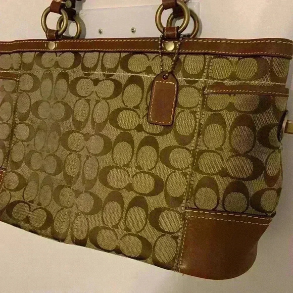 Coach  purse - Picture 2 of 11